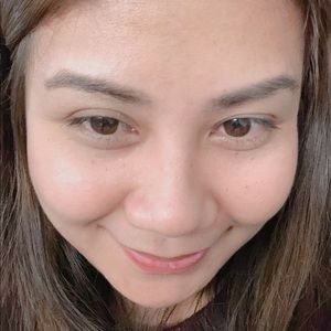 Meet your Posher, Riza lyn